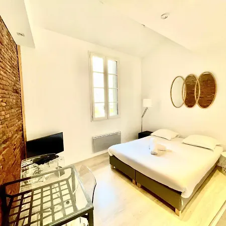 Апартаменты Le Caboteur - Proche Place De La Daurade